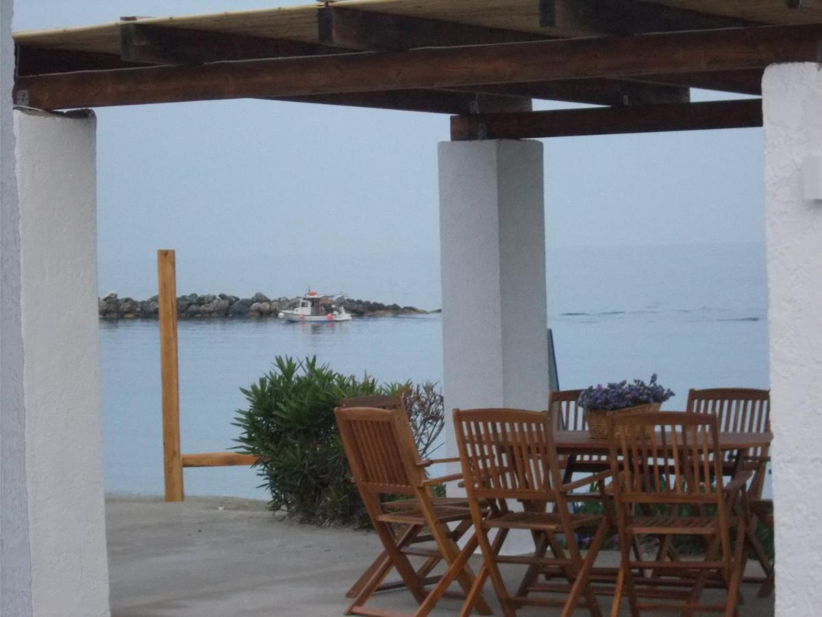 Apartamento Παραθιν Αλοσ 2 Skyros Exterior foto