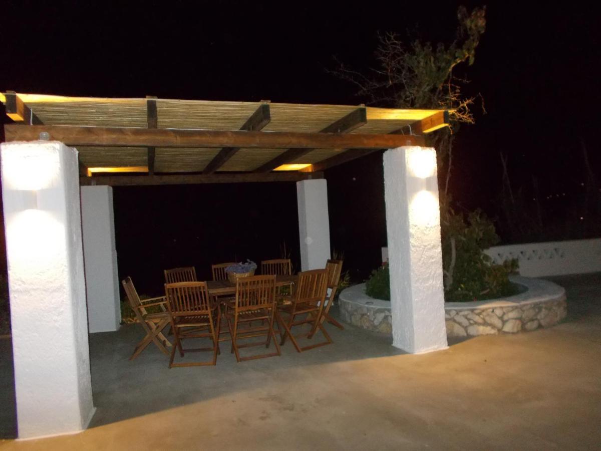 Apartamento Παραθιν Αλοσ 2 Skyros Exterior foto