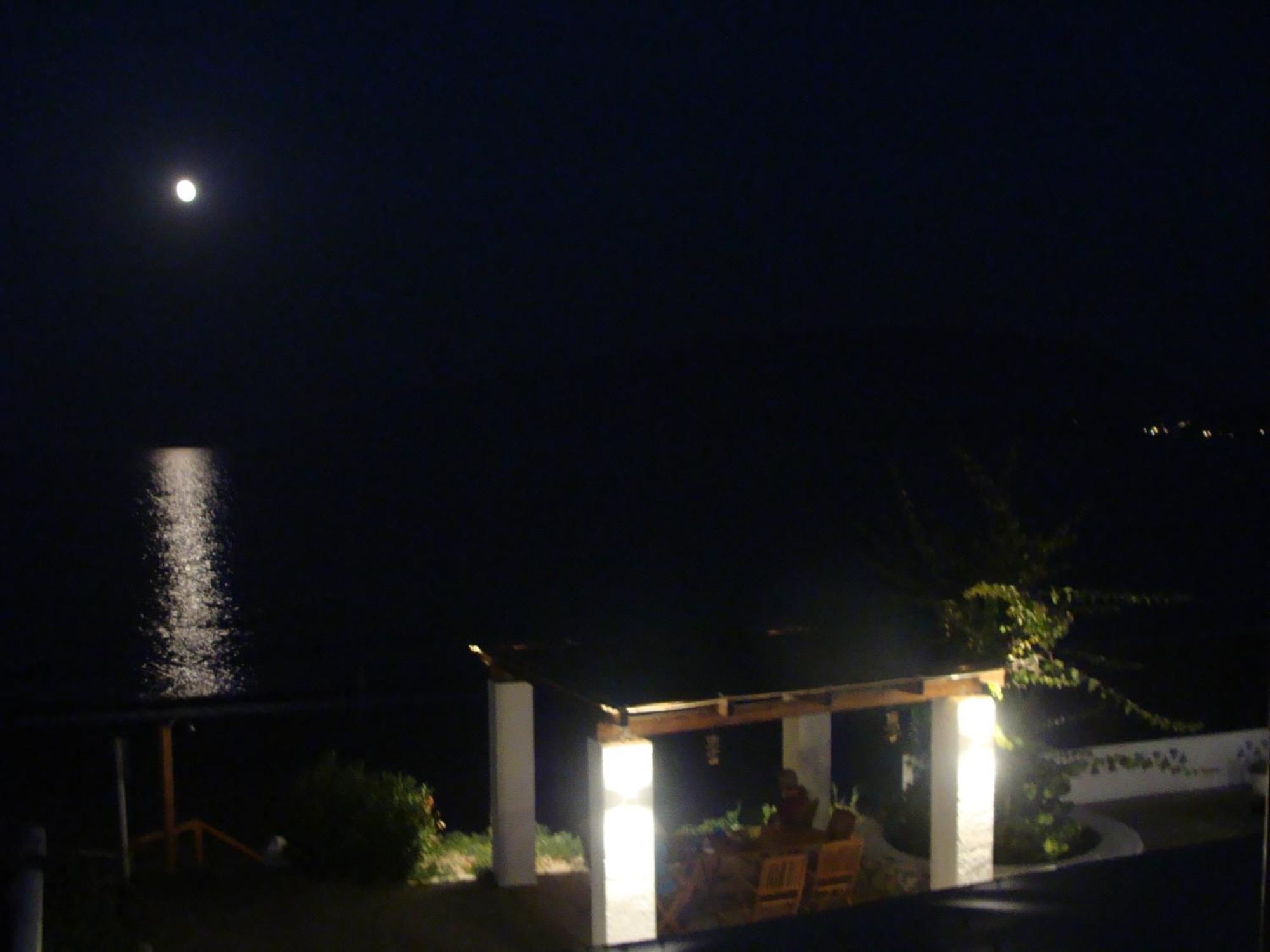 Apartamento Παραθιν Αλοσ 2 Skyros Exterior foto